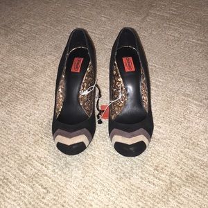 Missoni Suede Pumps